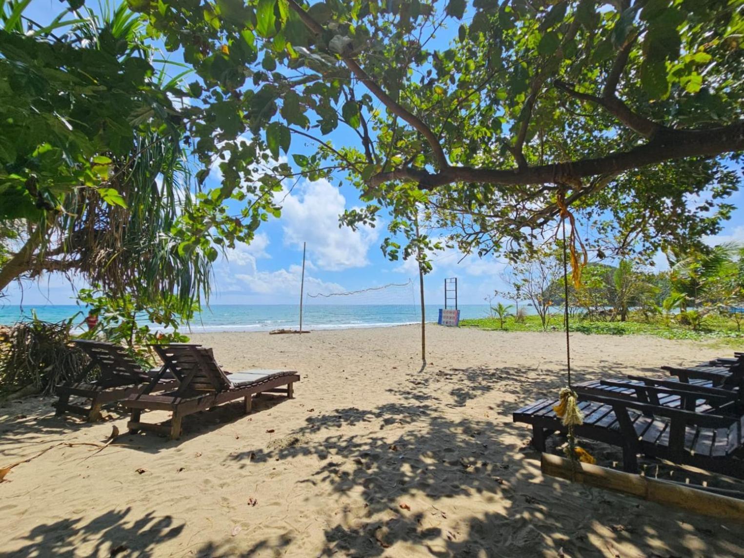 Big Bamboo Beach Resort 시팔레이 외부 사진
