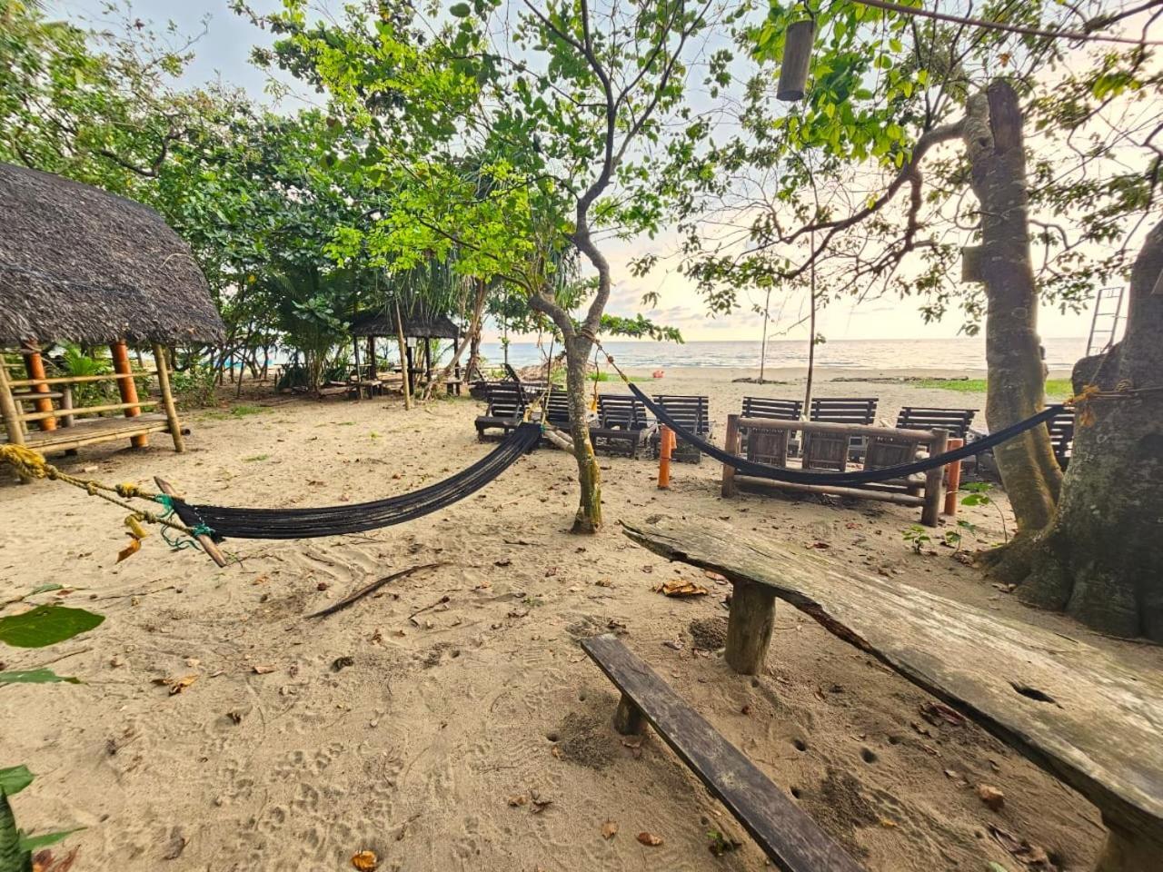 Big Bamboo Beach Resort 시팔레이 외부 사진