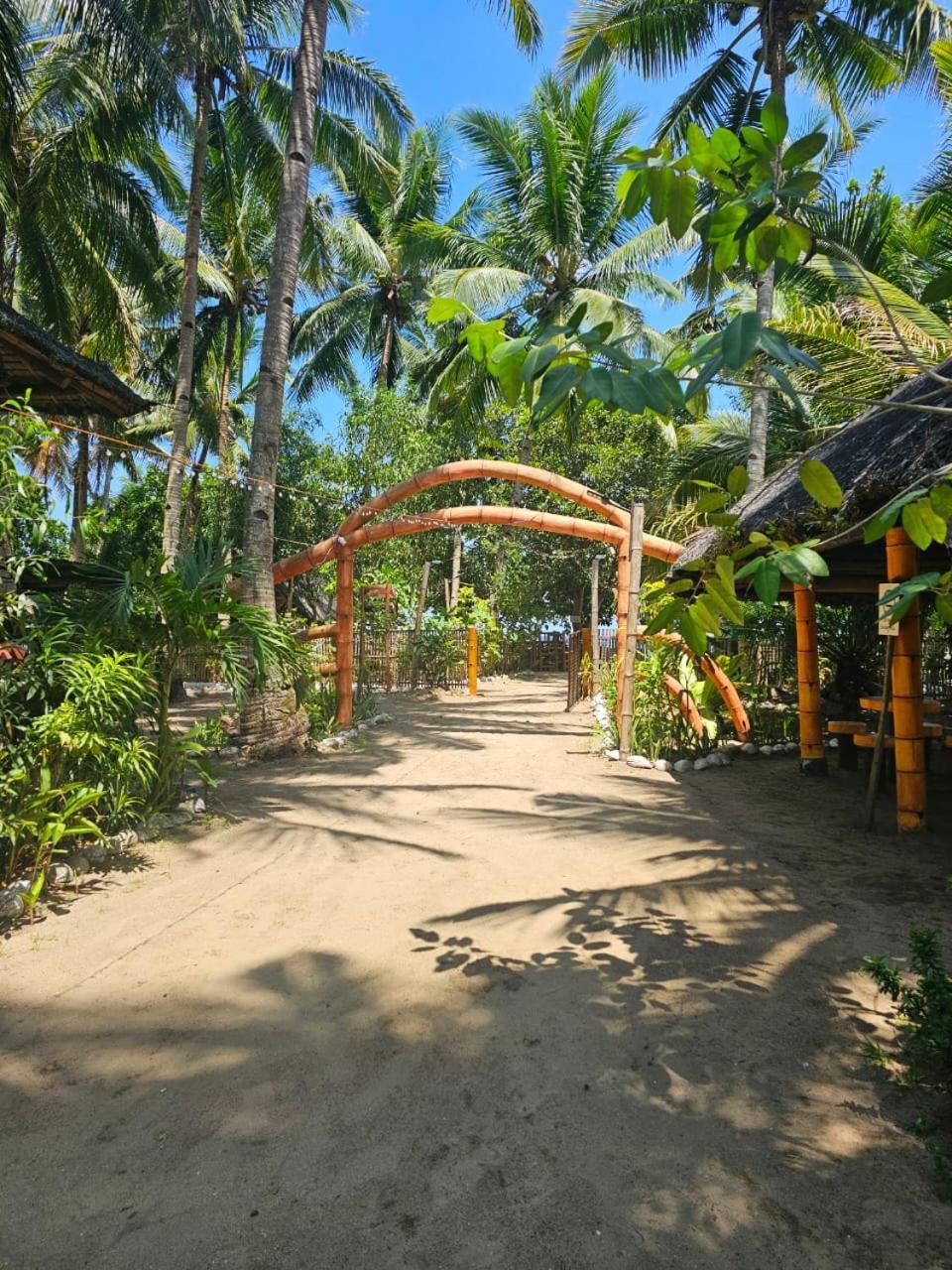 Big Bamboo Beach Resort 시팔레이 외부 사진